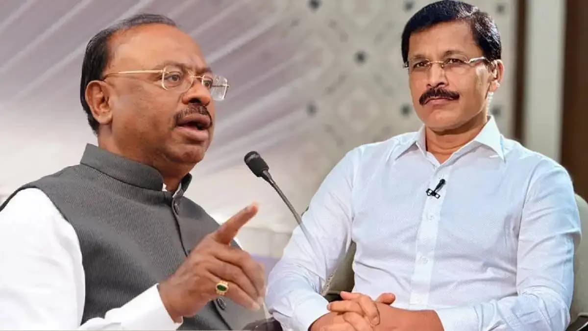 Warning to Officials: महसूल मंत्री बावनकुळे यांचा तुकाराम मुंढे यांना इशारा