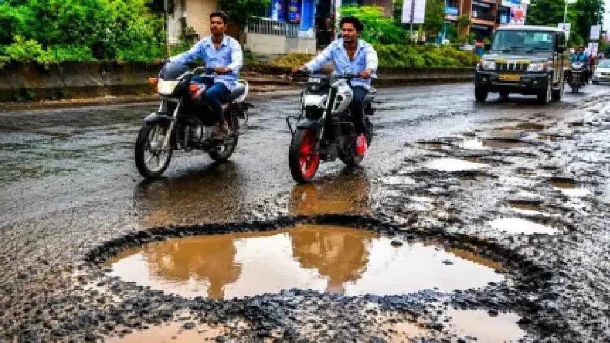 Road Conditions in Navi Mumbai:नवी मुंबईतील रस्त्यांची दुरवस्था