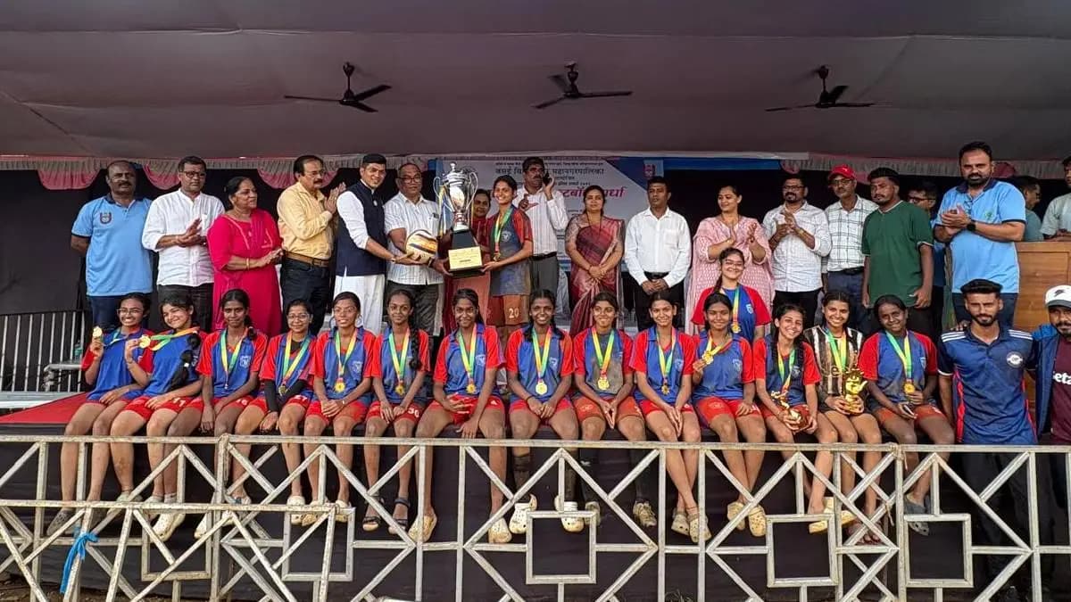Exciting Football Tournament in Vasai-Virar:वसई-विरार महापालिकेची १४ वी सुब्रतो मुखर्जी फुटबॉल स्पर्धा उत्साहात !