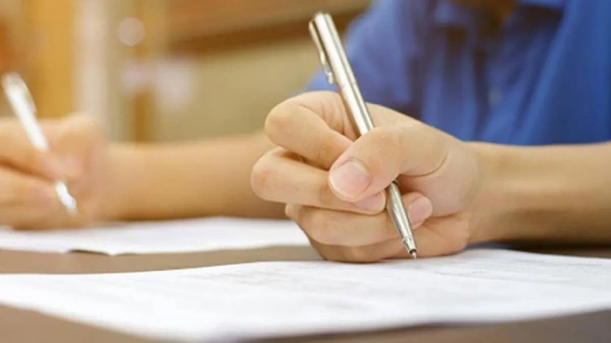 NEET Paper Leak: तज्ज्ञांनीच विकला NEET चा पेपर