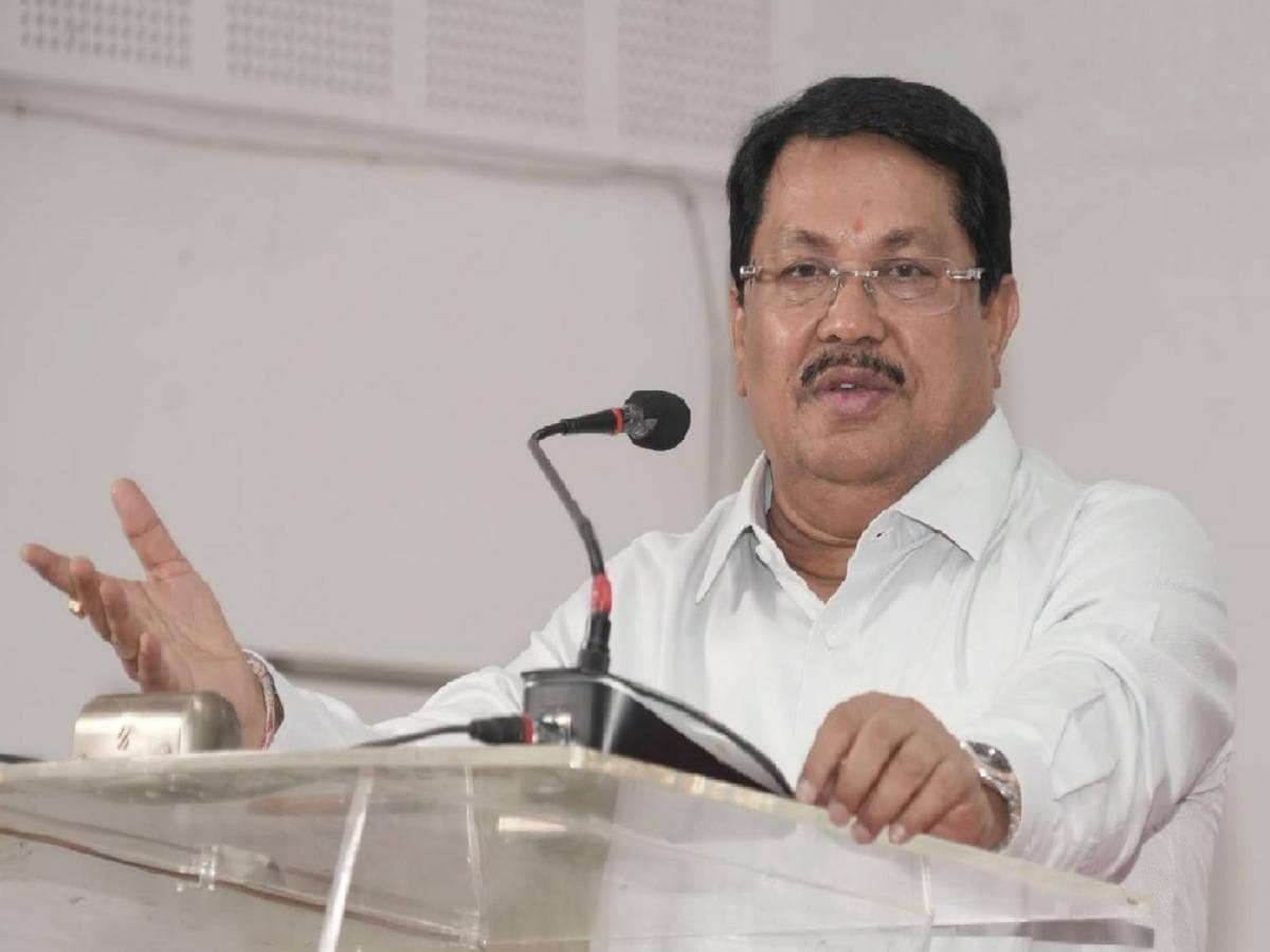 Political Commentary:गुंगी गुडिया’ नाही, हे त्यांनी सिद्ध करावे : विजय वडेट्टीवार