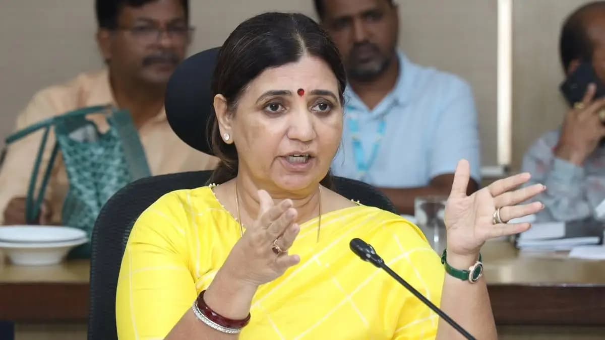 Discussion in Pune Municipal Corporation: पुणे महापालिकेत चर्चा, आदेश, राज्यमंत्र्यांच्या बैठकीत काय घडले !