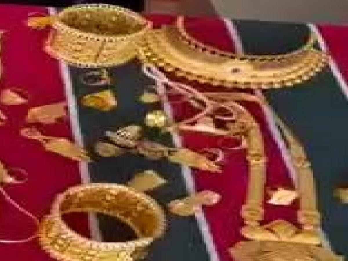 Fraud for Childbearing Ritual:रत्नागिरीतील महिलेकडून दागिने लंपास