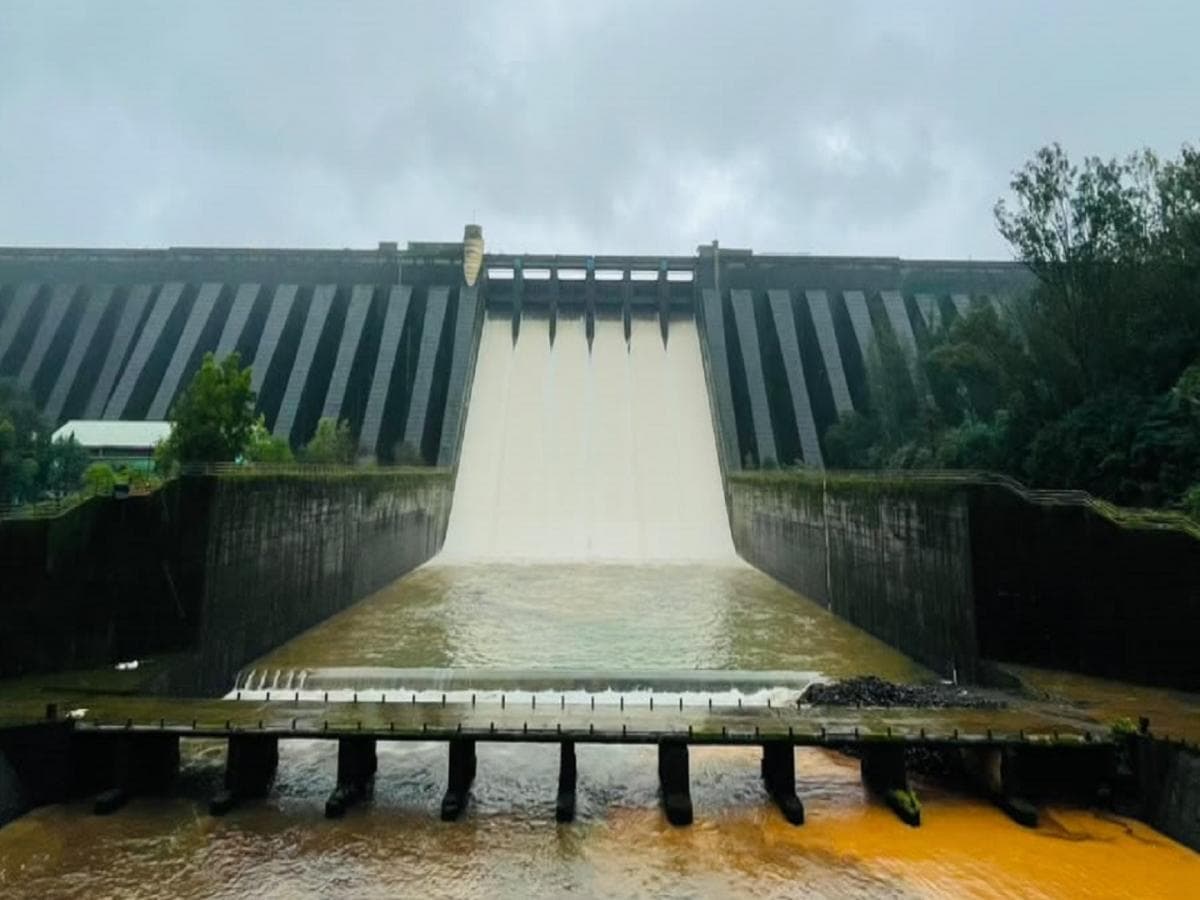 Rain in Satara: पावसाचा जोर ओसरला; कोयन धरणातून विसर्ग केला कमी, दरवाजे दोन फुटांवर