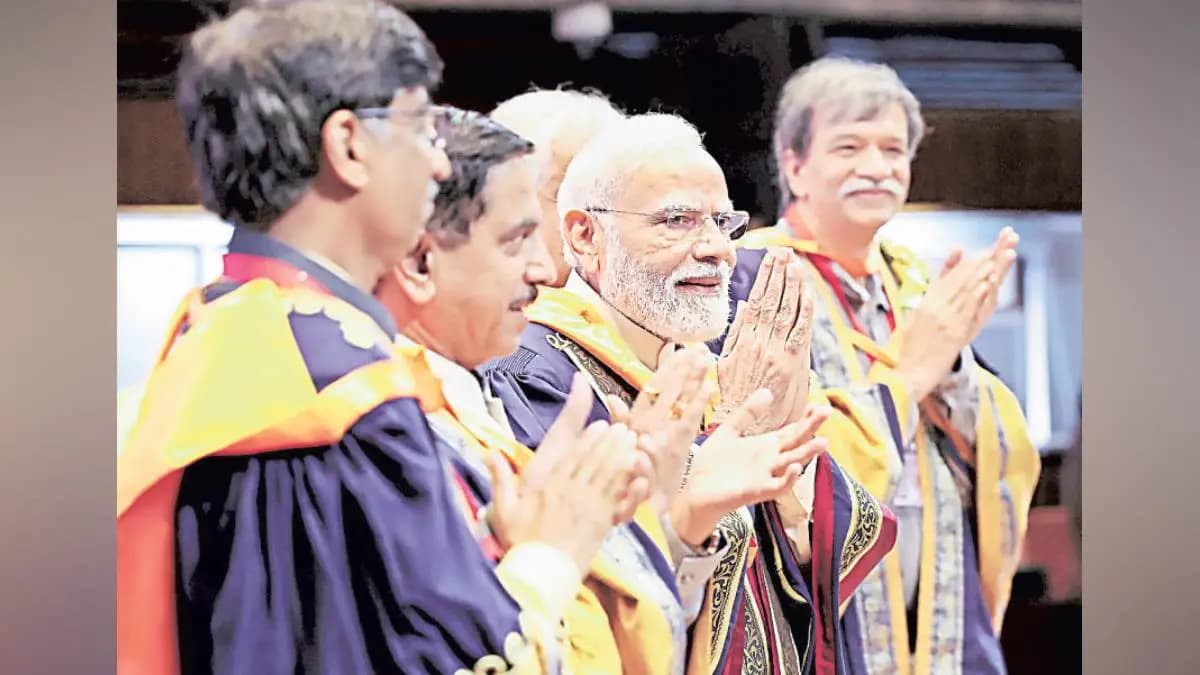 Advice to Students:पंतप्रधानांचा विद्यार्थ्यांना सल्ला; ‘प्रश्नांवर उपायही शोधा’