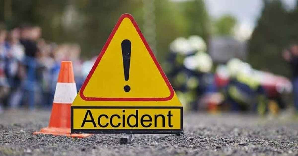 Car hits motorcycle; Locomotive pilot dies on bridge:कारचालकाने दुचाकीला धडक दिली; सदर पुलावर लोको पायलट ठार