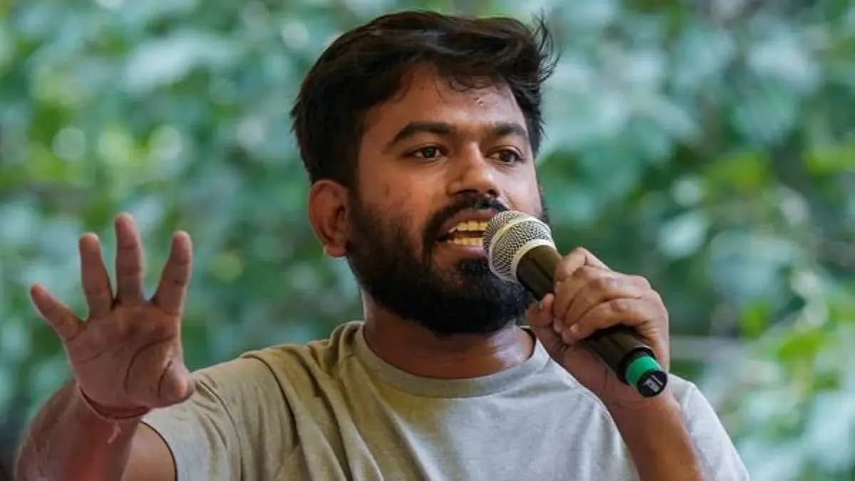New Program from Cockroach People's Party:ग्रामीण भागातील शाळांच्या समस्यांवर लक्ष केंद्रित करणे आवश्यक