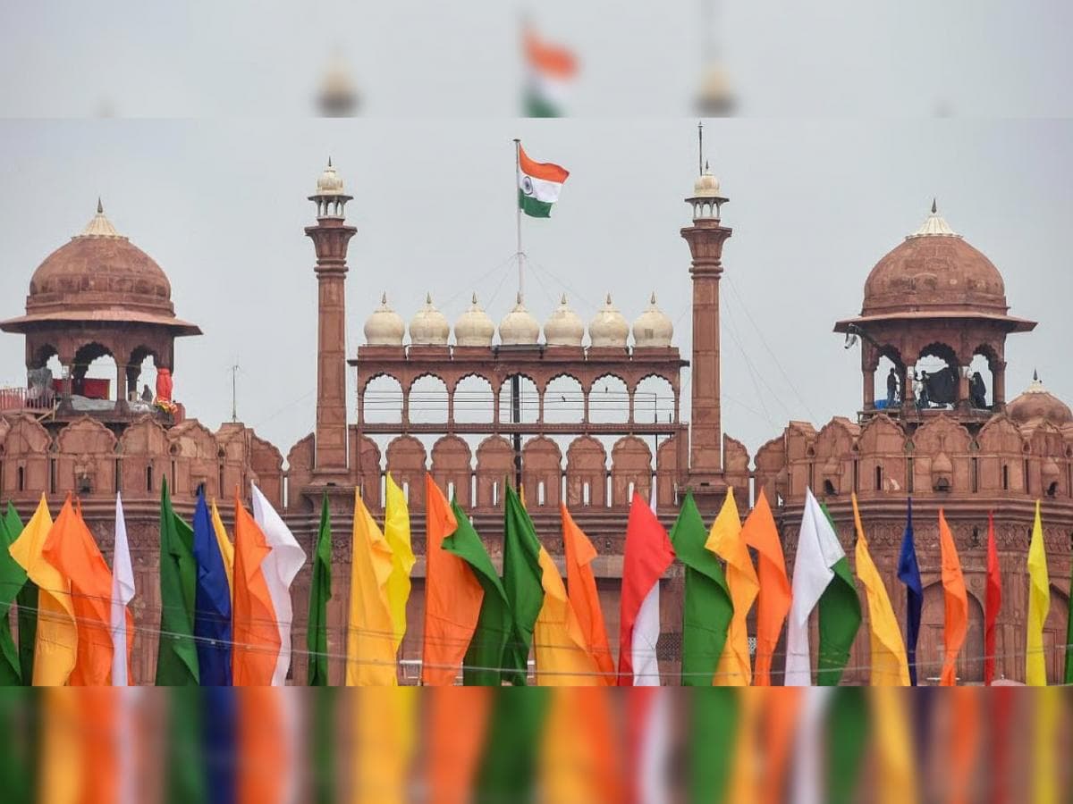Celebrating Independence Day:स्वातंत्र्यदिनाच्या सोहळ्यात ‘वंदे मातरम्’चे गायन